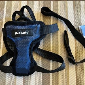 Pet safe happy ride, blue pet harness size 6-20 lbs with seat tether
